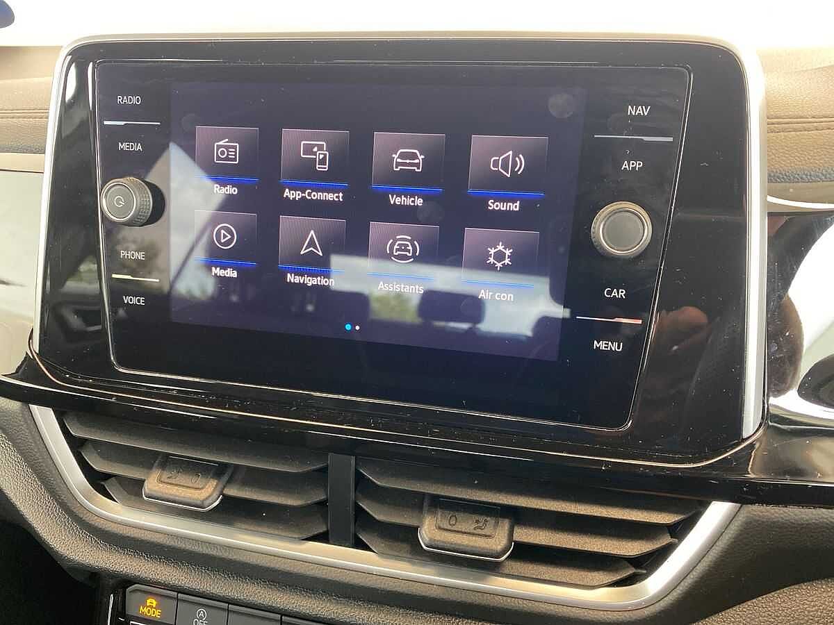 Volkswagen T-ROC Mark 1 Facelift (2022) 1.5 TSI R-Line 150PS