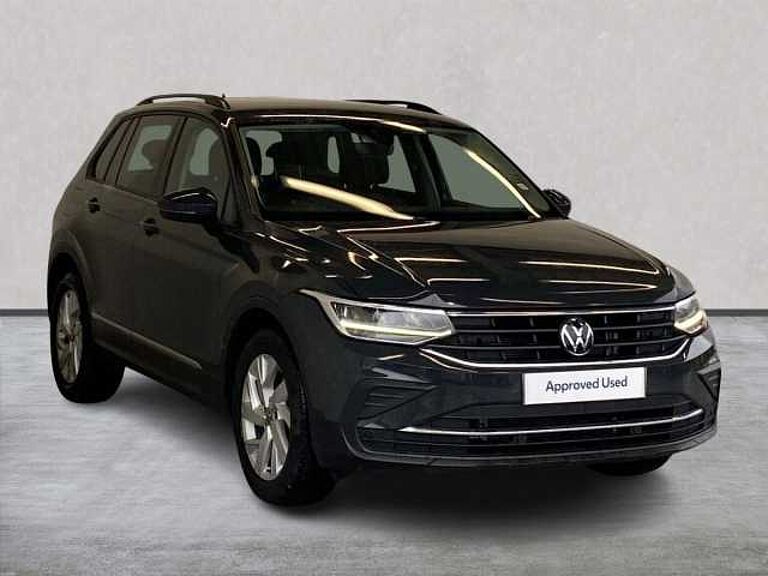Volkswagen Tiguan 1.5 TSI (150ps) Life EVO DSG 5 door
