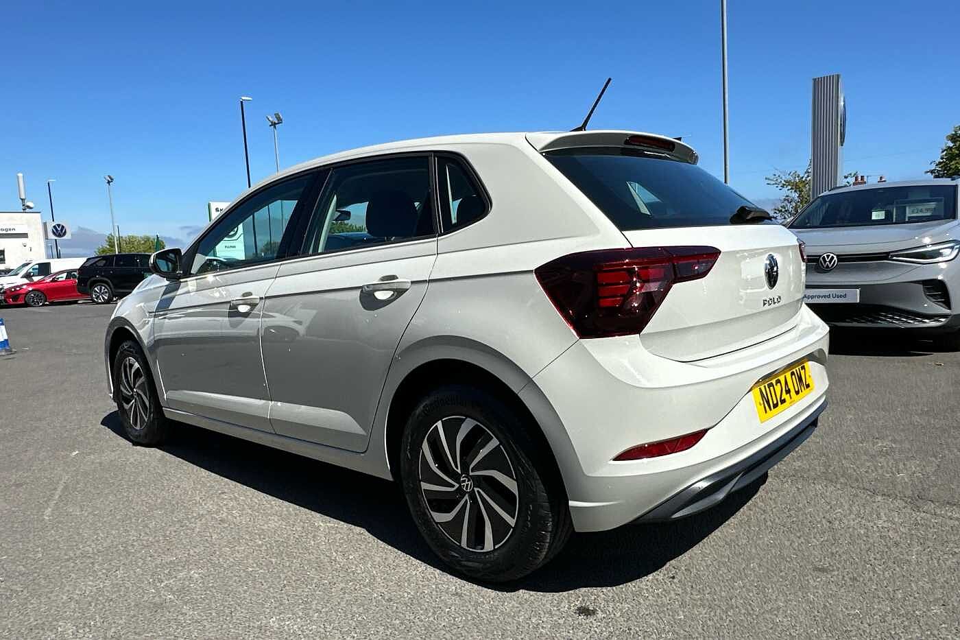 Volkswagen Polo Hatchback 1.0 TSI Life 5dr