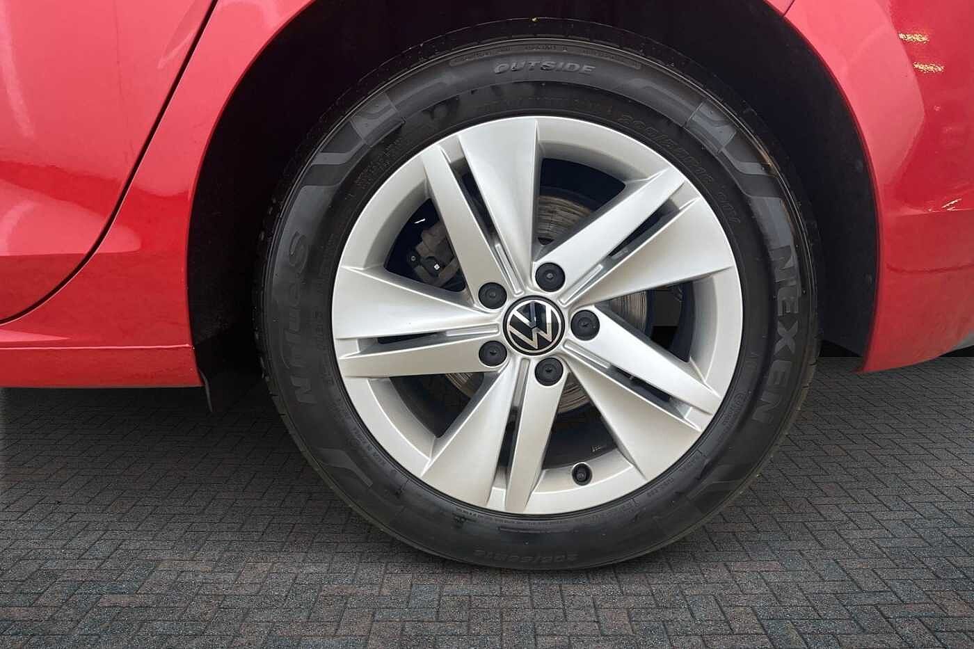 Volkswagen Golf 1.5 TSI Life Hatchback 5dr Petrol Manual Euro 6 (s/s) (130 ps)