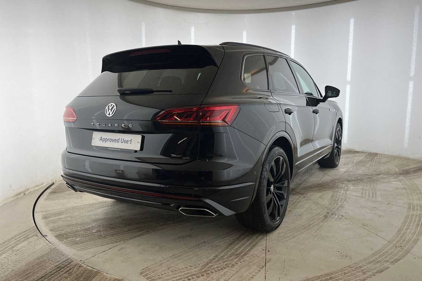 Volkswagen Touareg 3.0 TDI V6 Black Edition SUV 5dr Diesel Tiptronic 4Motion Euro 6 (s/s) (231 ps)