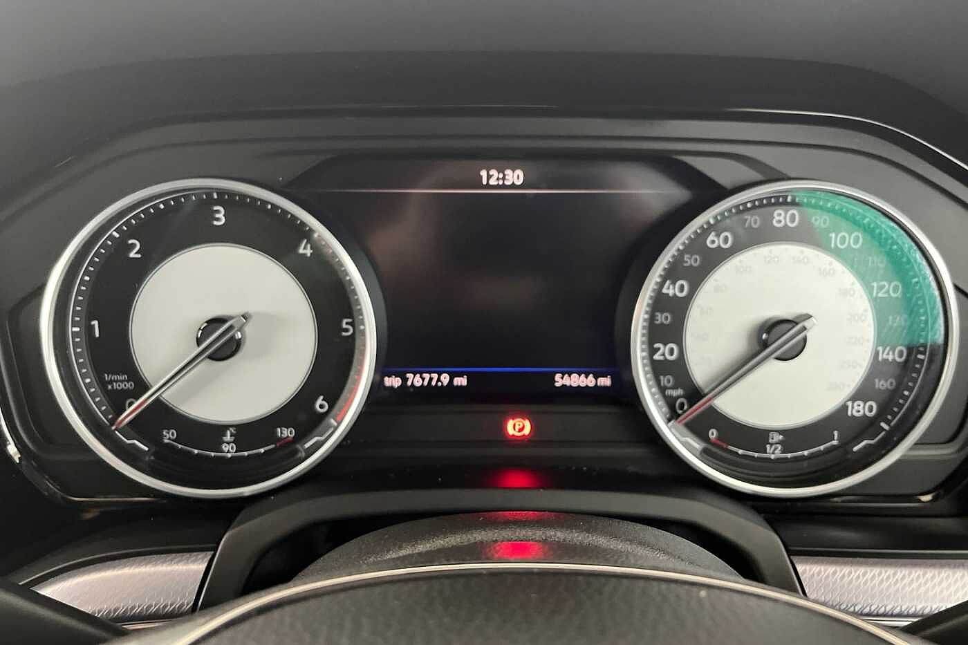 Volkswagen Touareg 3.0 TDI V6 R-Line SUV 5dr Diesel Tiptronic 4Motion Euro 6 (s/s) (286 ps)