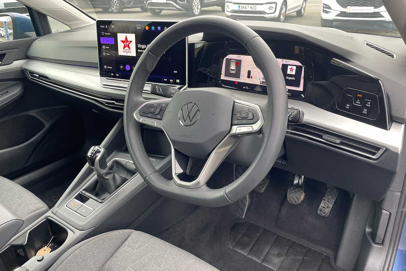 Volkswagen Golf 1.5 TSI Life 5dr
