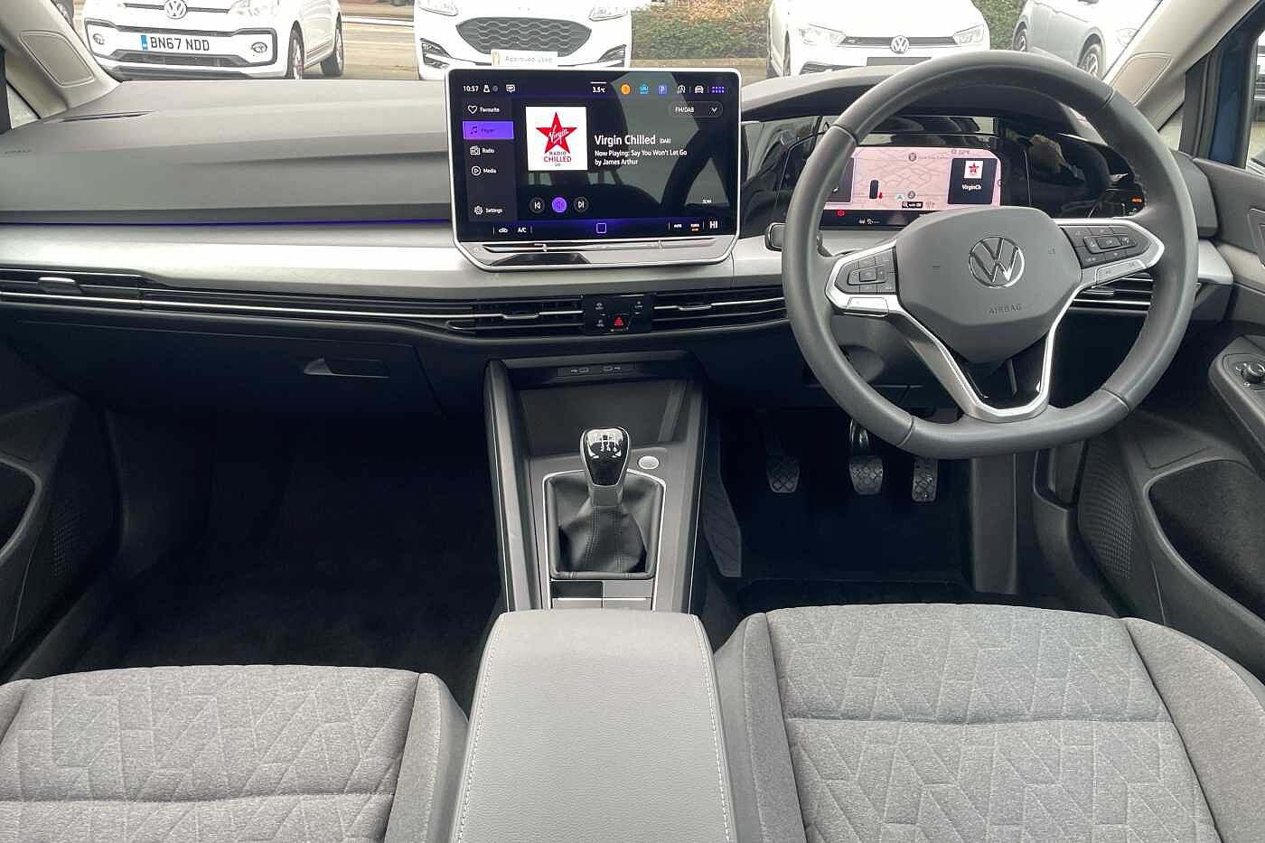 Volkswagen Golf 1.5 TSI Life 5dr