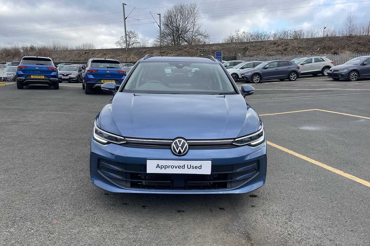 Volkswagen Golf 1.5 TSI Life 5dr