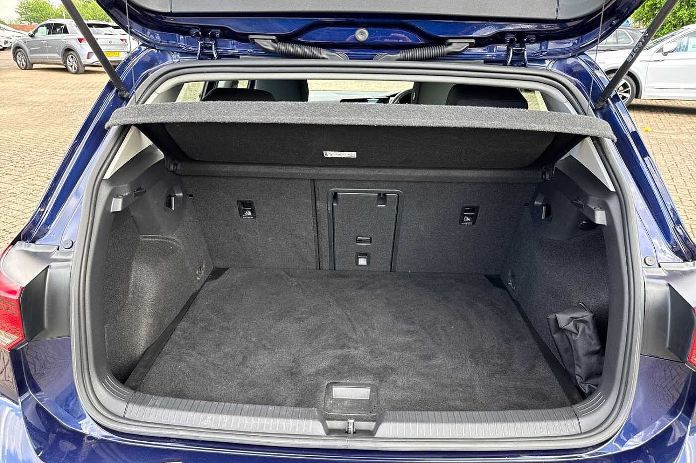 Volkswagen Golf 1.5 TSI Life Hatchback 5dr Petrol Manual Euro 6 (s/s) (130 ps)