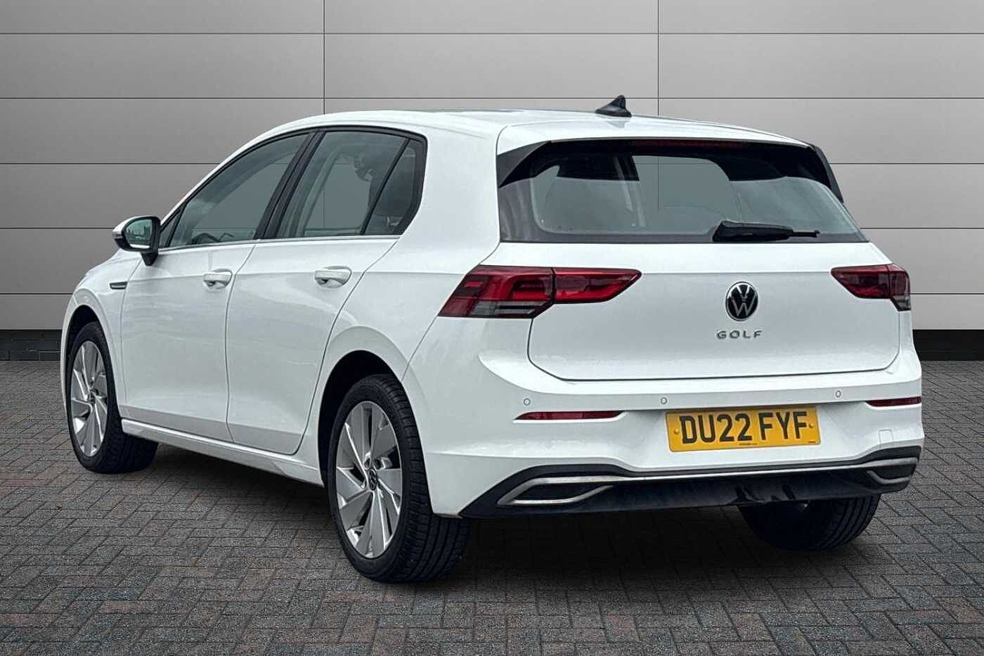Volkswagen Golf MK8 Hatchback 5-Dr 1.5 TSI (130ps) Style EVO