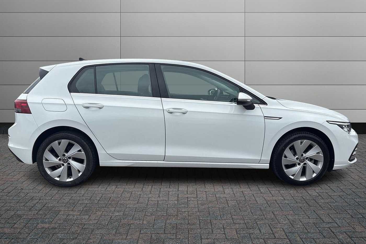 Volkswagen Golf MK8 Hatchback 5-Dr 1.5 TSI (130ps) Style EVO