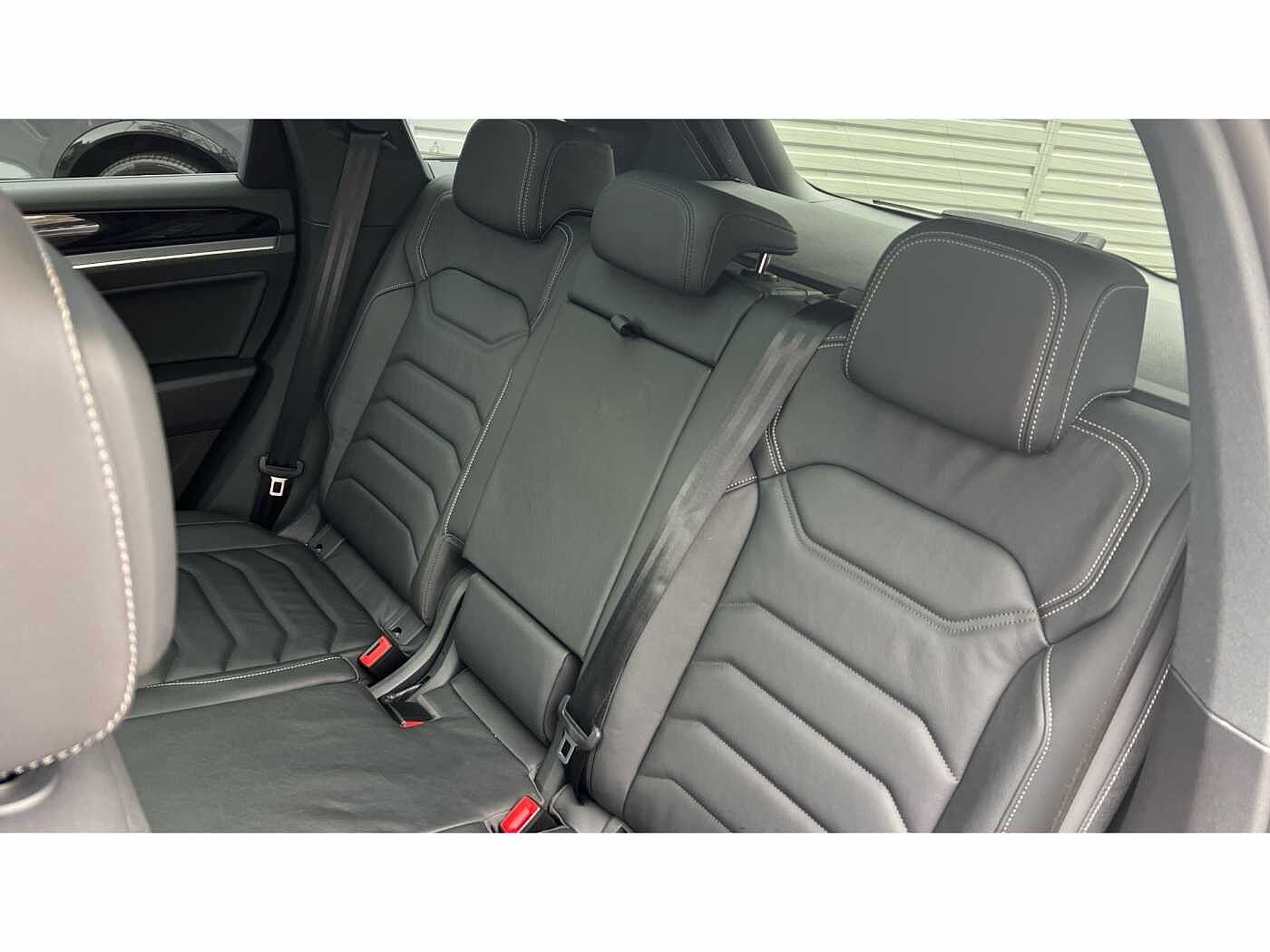 Volkswagen Touareg 3.0TDI (286ps) Black Edition 4Motion 5dr