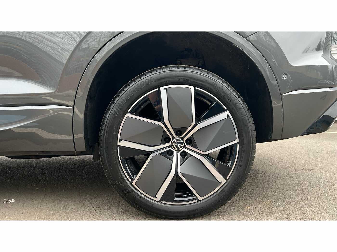 Volkswagen Touareg 3.0TDI (286ps) Black Edition 4Motion 5dr
