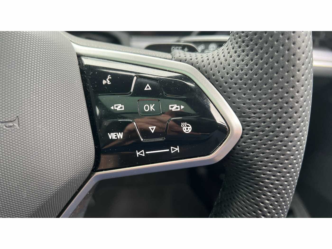 Volkswagen Touareg 3.0TDI (286ps) Black Edition 4Motion 5dr