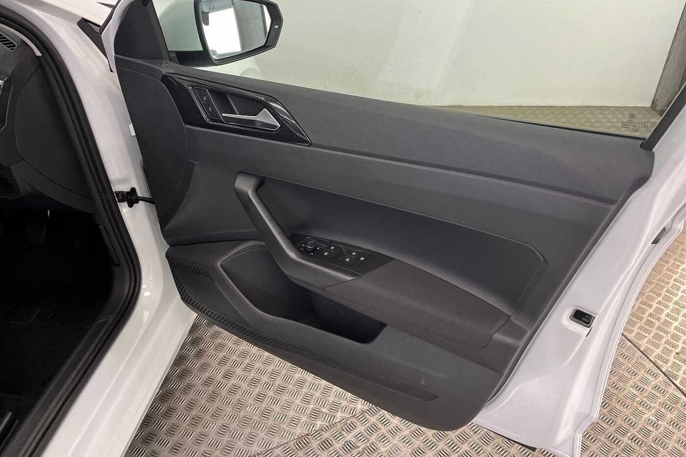 Volkswagen Polo 1.0 TSI Life Hatchback 5dr Petrol Manual Euro 6 (s/s) (95 ps)