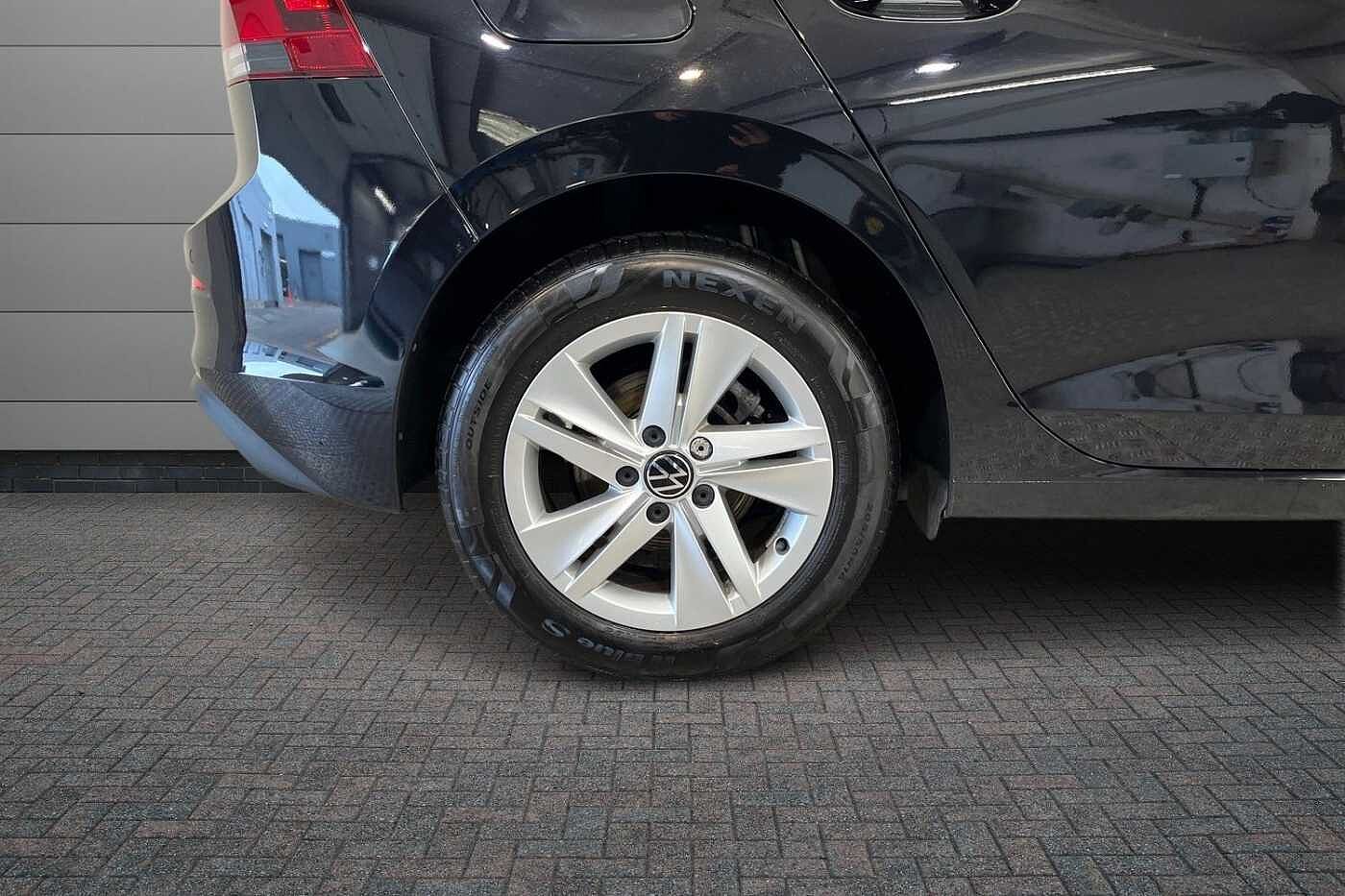 Volkswagen Golf 1.5 TSI Life Hatchback 5dr Petrol Manual Euro 6 (s/s) (130 ps)