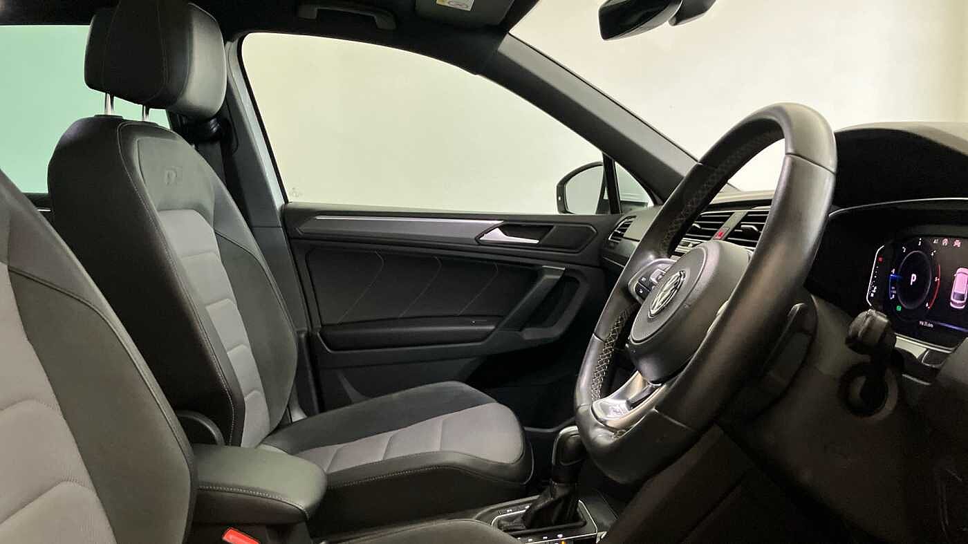 Volkswagen Tiguan 2.0 TDI (150ps) R-Line Tech SCR 4Motion DSG