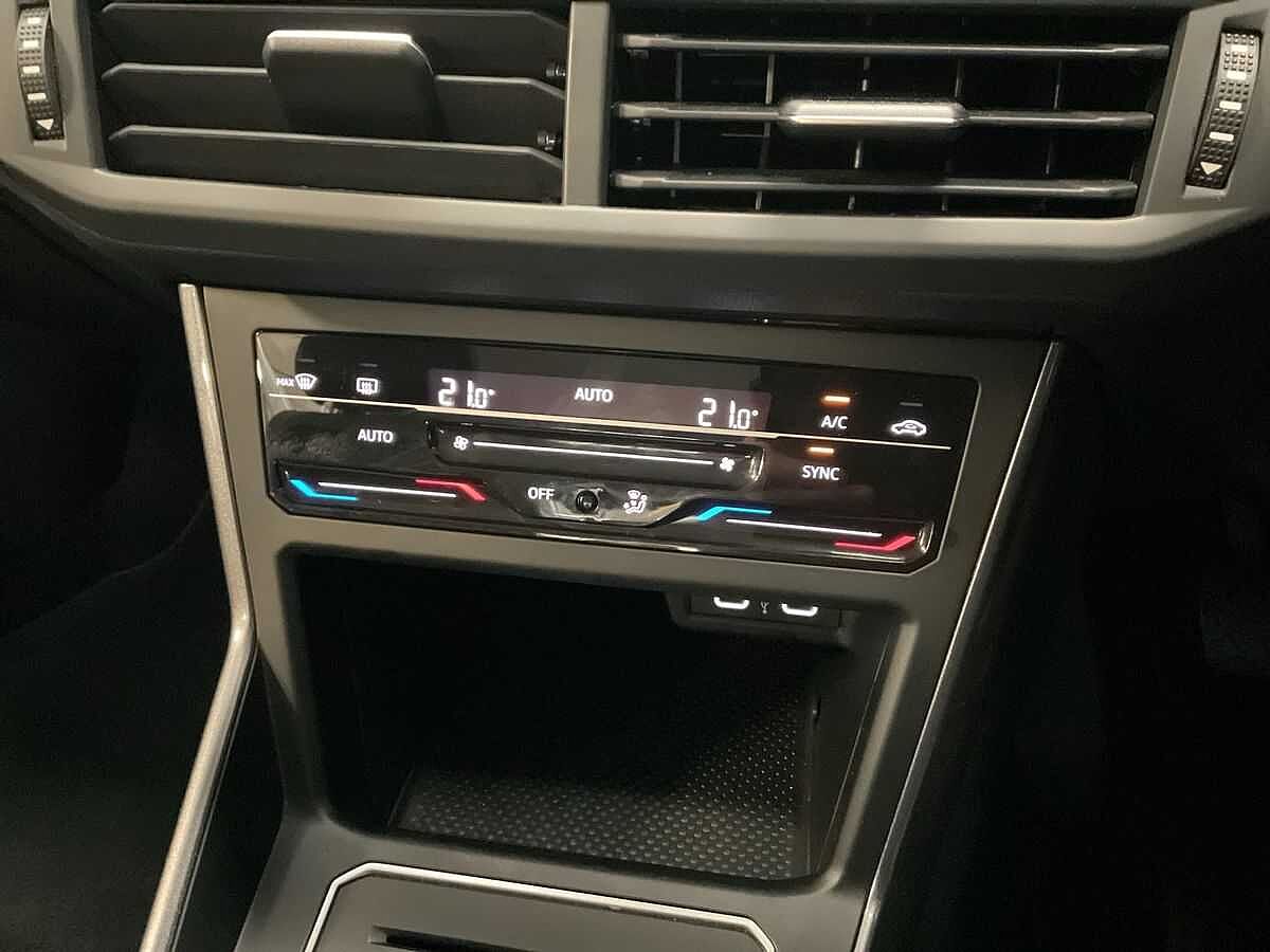Volkswagen Polo MK6 Facelift 1.0 TSI (95ps) Style