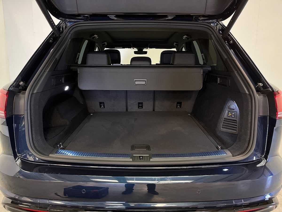 Volkswagen Touareg 3.0 V6 TDI 4Motion Black Edition 5Dr Tip Auto