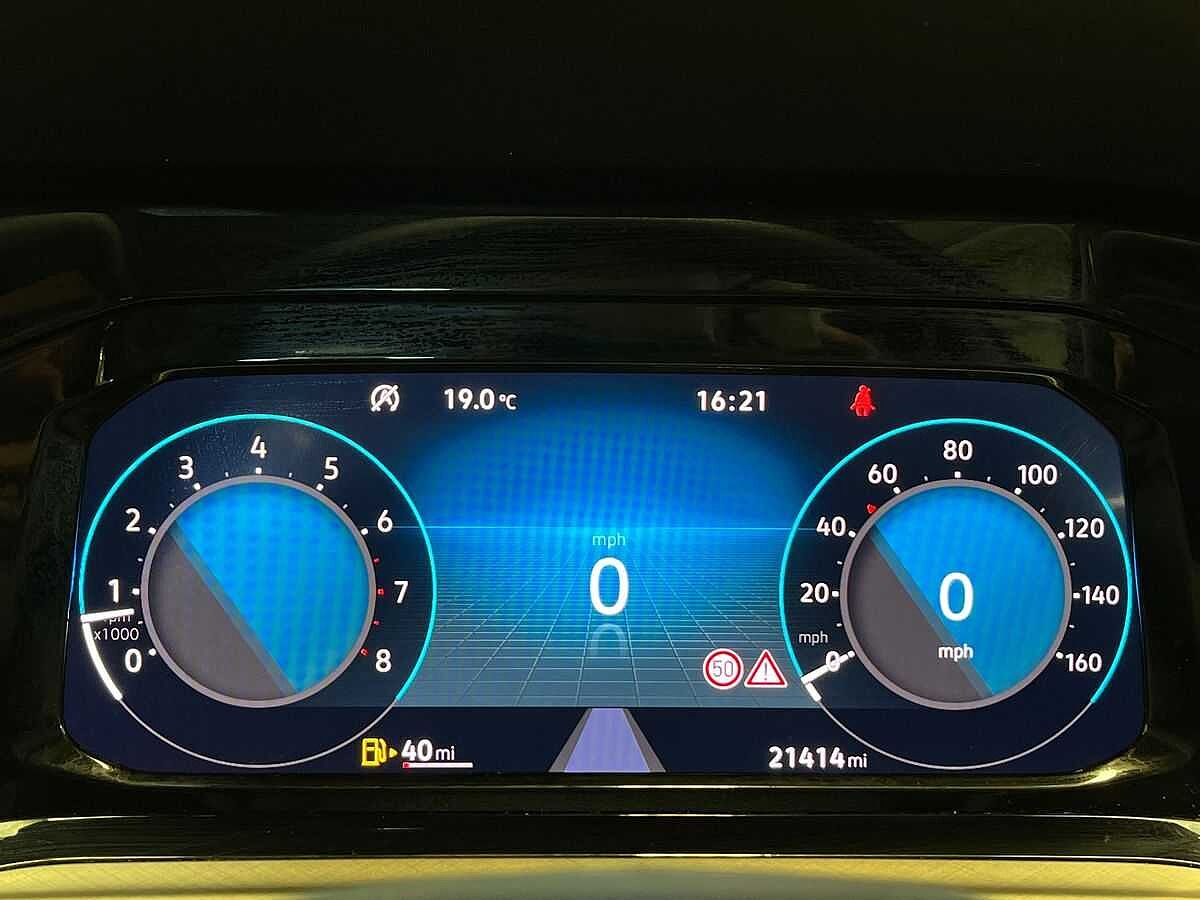 Volkswagen Golf 1.5 TSI 150 Life 5Dr