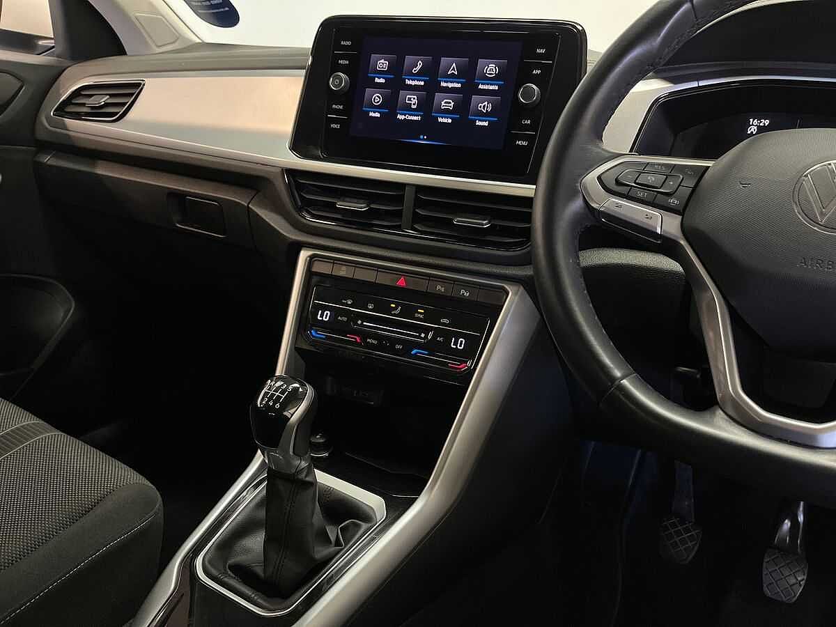 Volkswagen T-Roc 1.5 TSI Life 5Dr