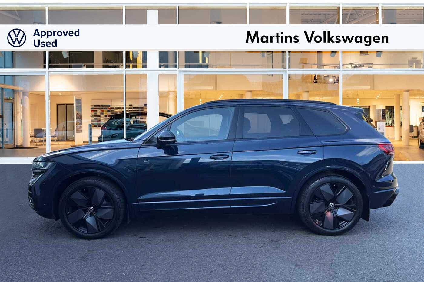 Volkswagen Touareg 3.0TDI (286ps) Black Edition 4Motion 5dr