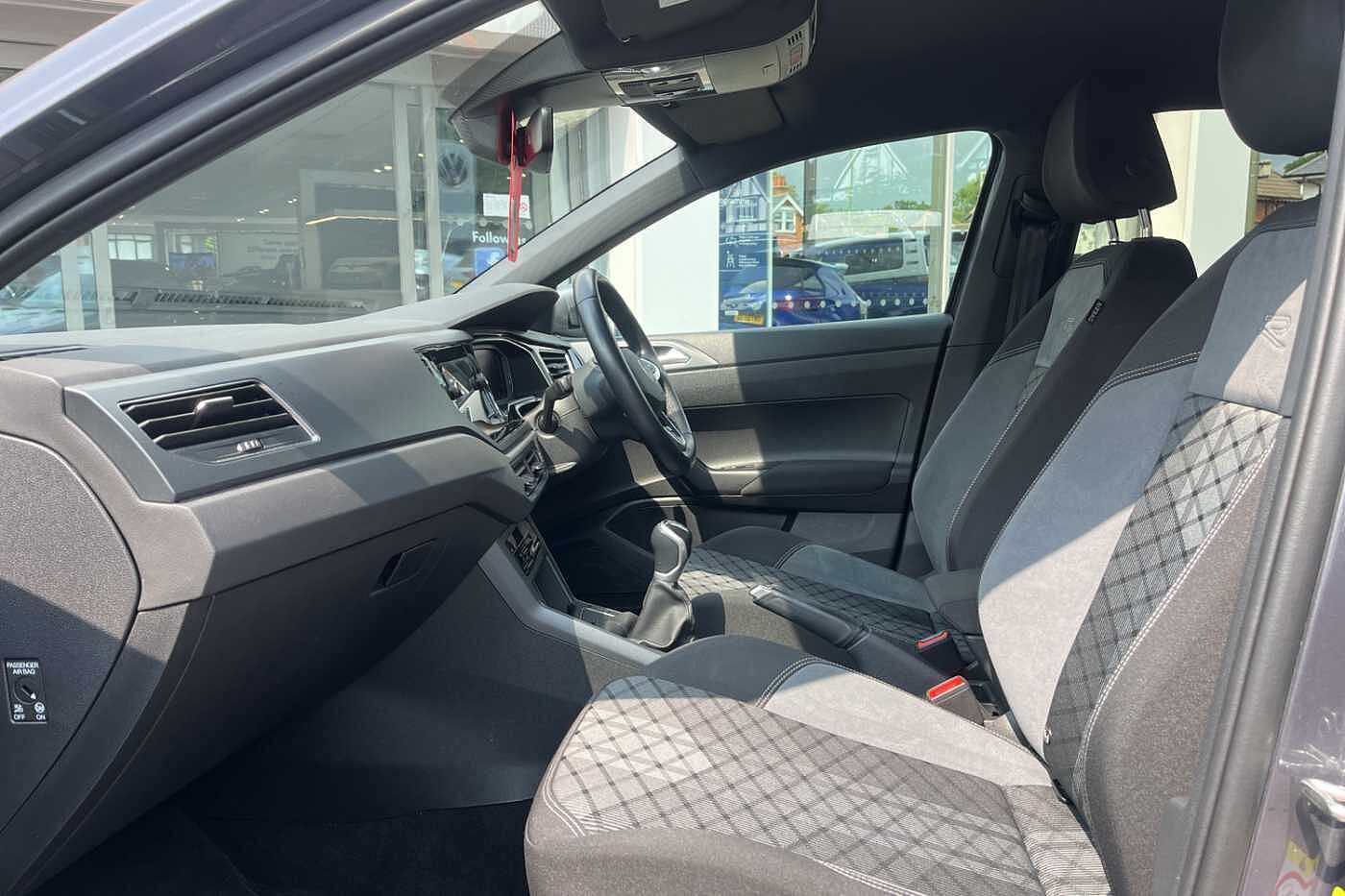 Volkswagen Taigo 1.0 TSI (110ps) R-Line
