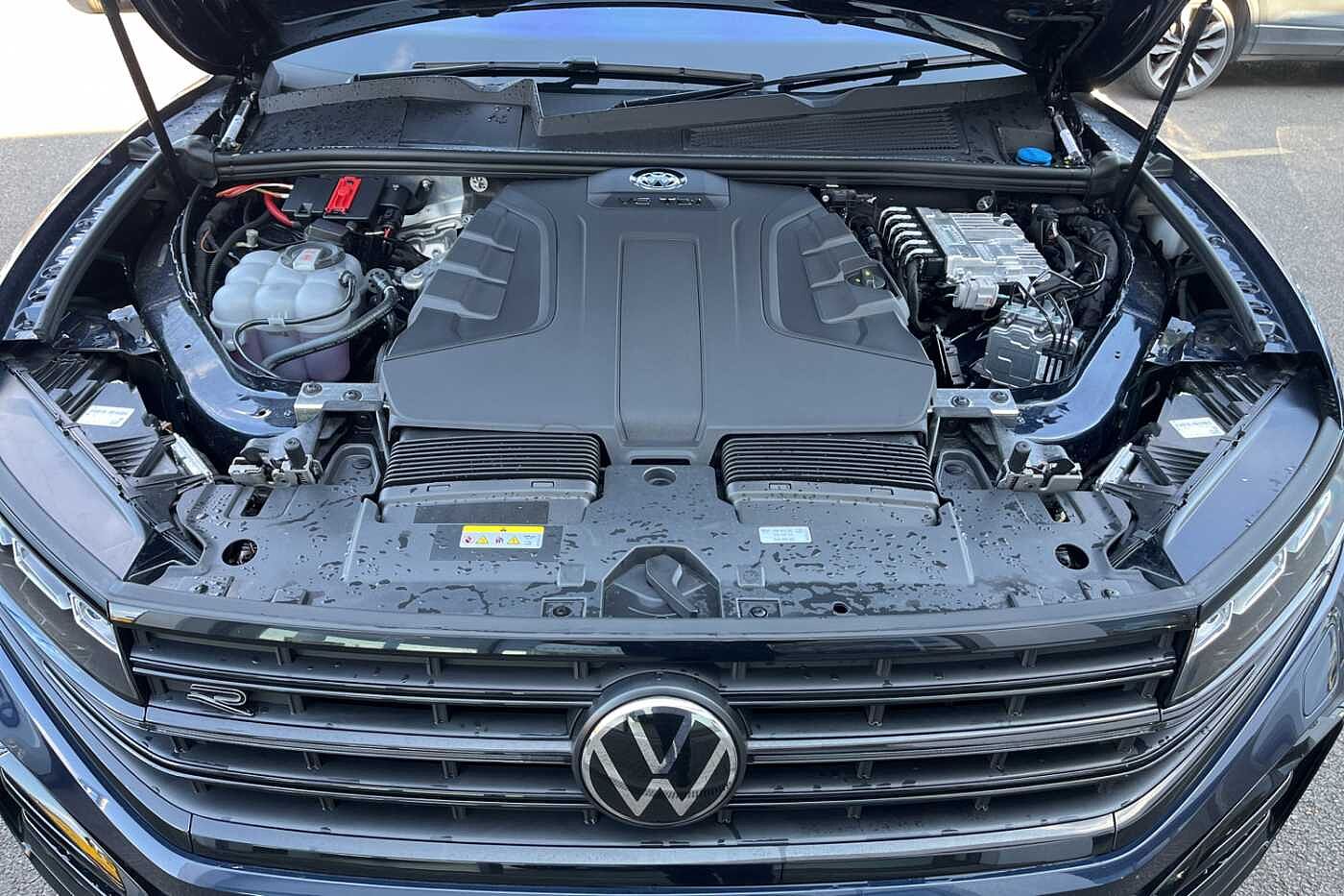 Volkswagen Touareg 3.0TDI (286ps) Black Edition 4Motion 5dr