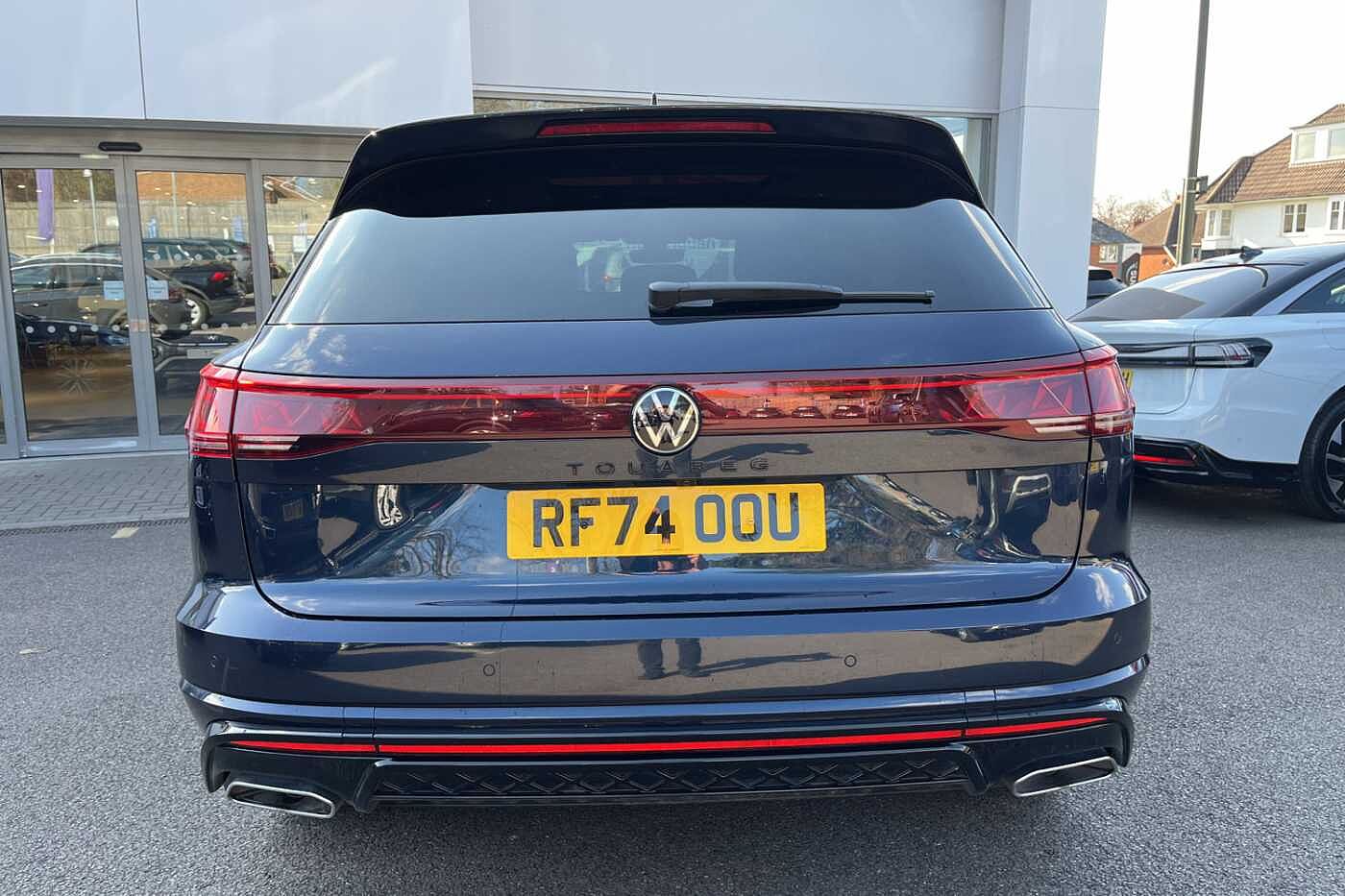 Volkswagen Touareg 3.0TDI (286ps) Black Edition 4Motion 5dr