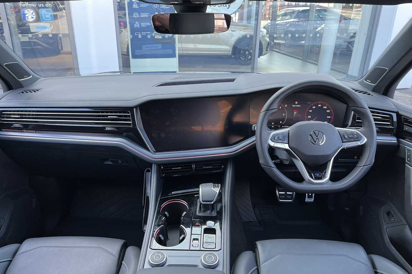 Volkswagen Touareg 3.0TDI (286ps) Black Edition 4Motion 5dr