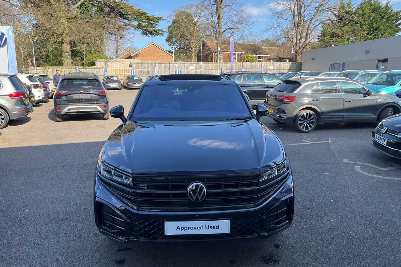 Volkswagen Touareg 3.0TDI (286ps) Black Edition 4Motion 5dr