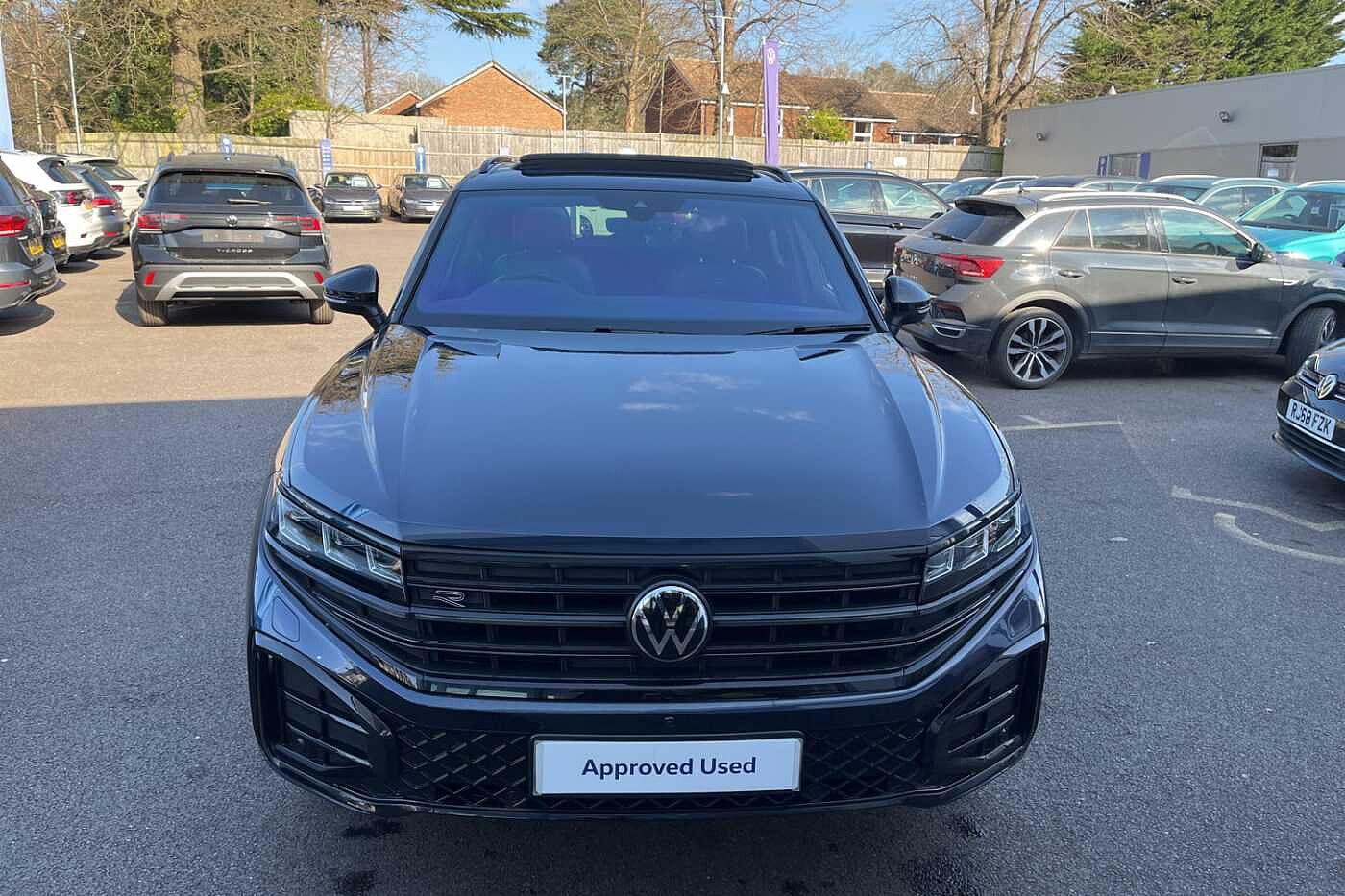 Volkswagen Touareg 3.0TDI (286ps) Black Edition 4Motion 5dr