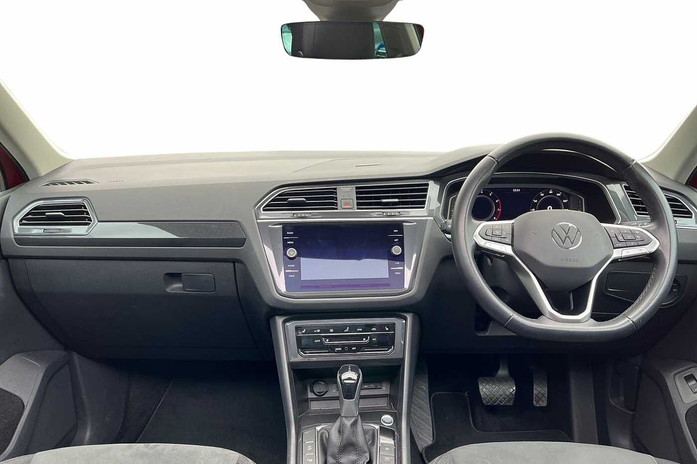 Volkswagen Tiguan PA Elegance EVO 1.5 TSI 150PS 7-speed DSG 5 door