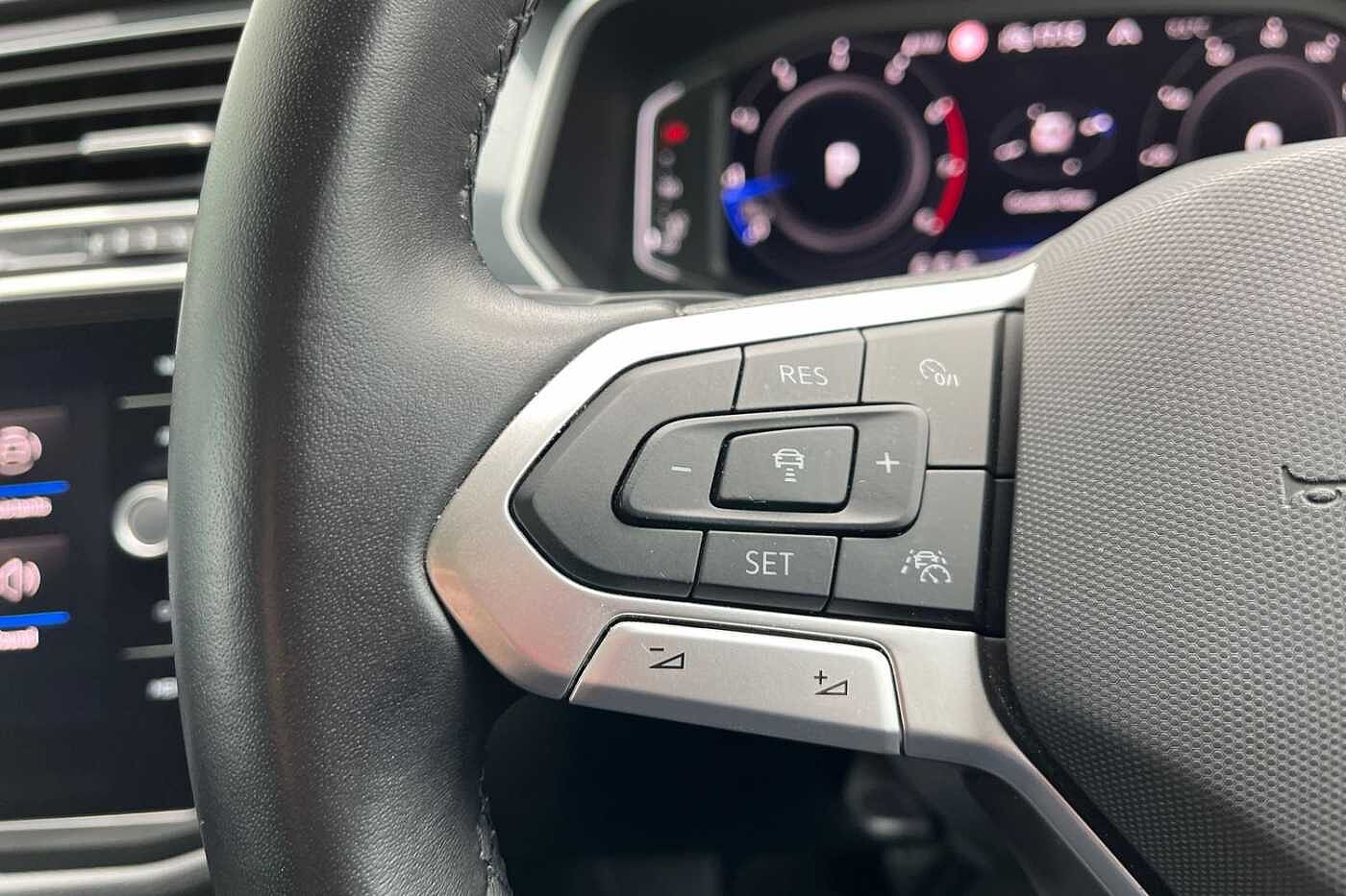 Volkswagen Tiguan PA Elegance EVO 1.5 TSI 150PS 7-speed DSG 5 door