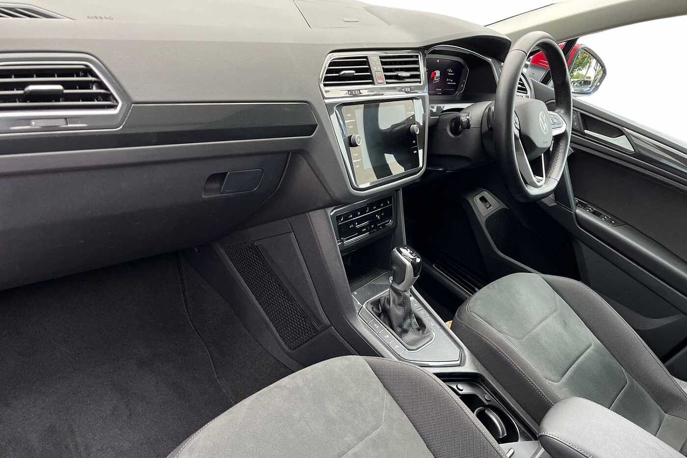 Volkswagen Tiguan PA Elegance EVO 1.5 TSI 150PS 7-speed DSG 5 door