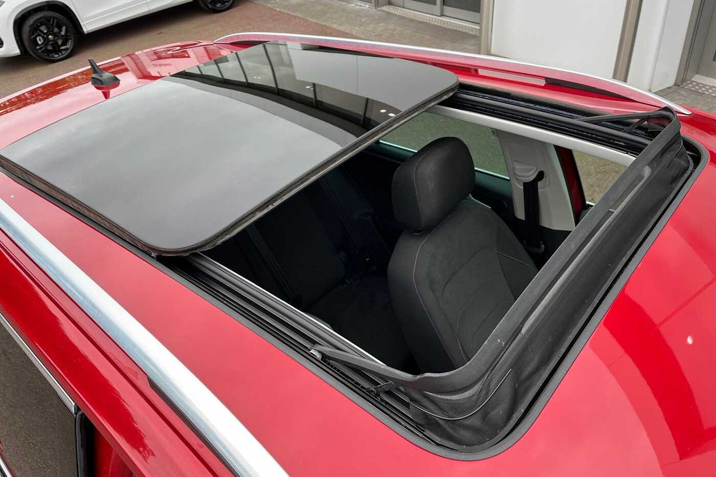 Volkswagen Tiguan PA Elegance EVO 1.5 TSI 150PS 7-speed DSG 5 door