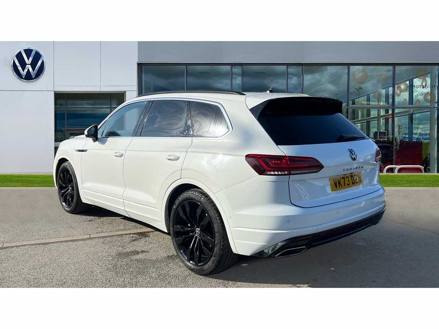 Volkswagen Touareg 3.0 V6 TDI 4Motion R-Line Tech Plus 5dr Tip Auto