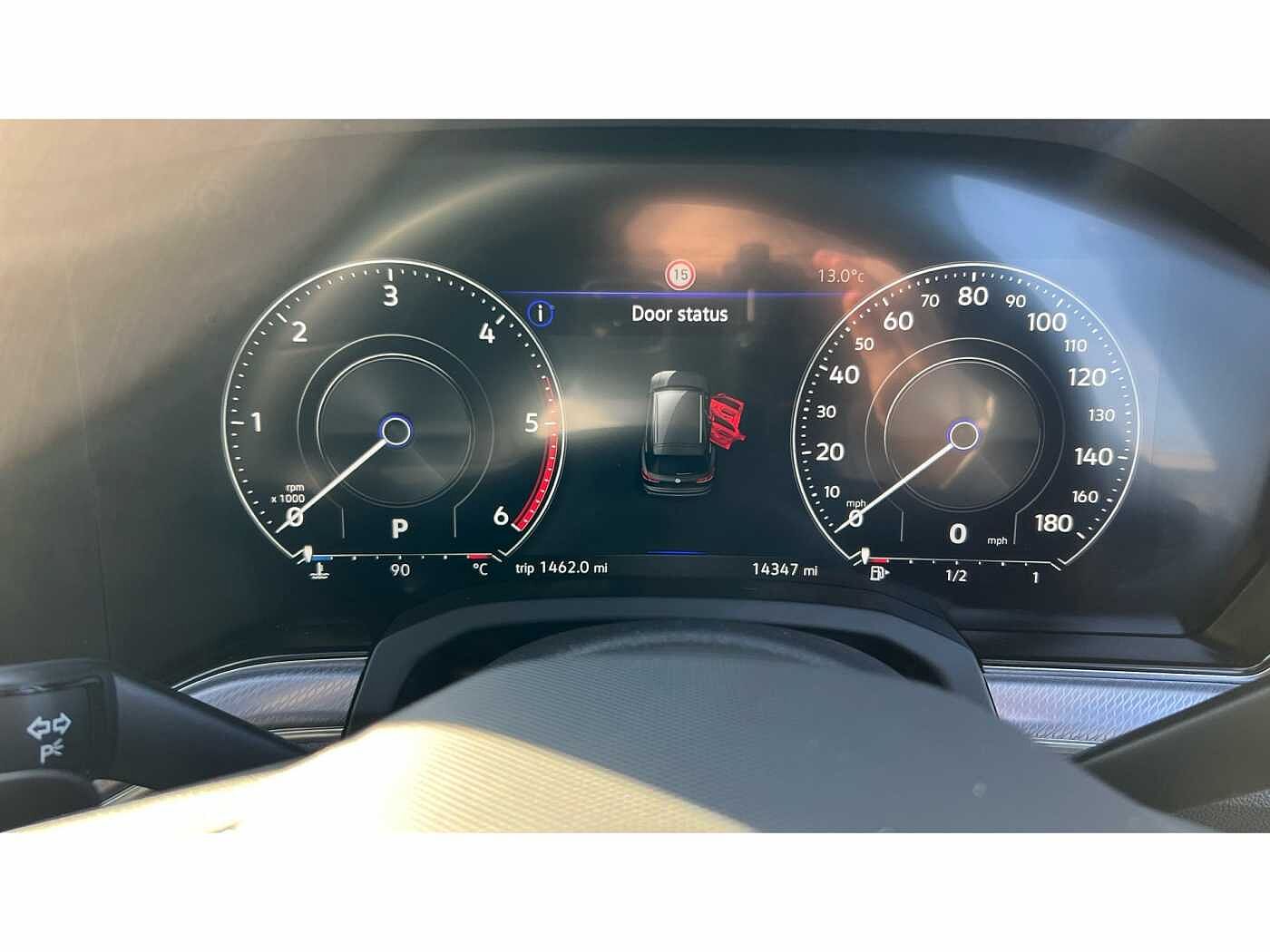 Volkswagen Touareg 3.0 V6 TDI 4Motion R-Line Tech Plus 5dr Tip Auto