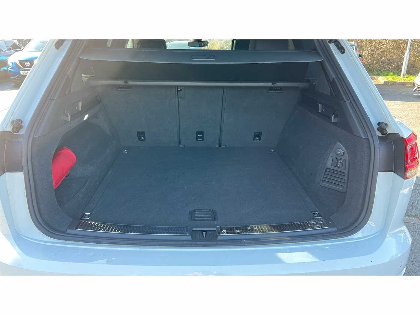 Volkswagen Touareg 3.0 V6 TDI 4Motion R-Line Tech Plus 5dr Tip Auto