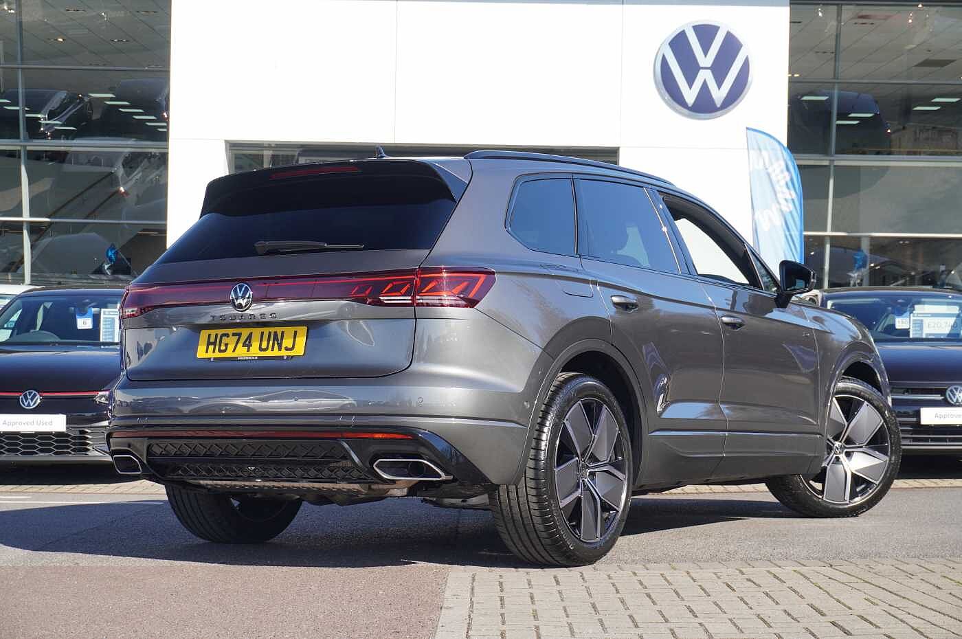 Volkswagen TOUAREG Black Edition V6 TSI 4Motion Tip 3.0 8 SPEED 5 door