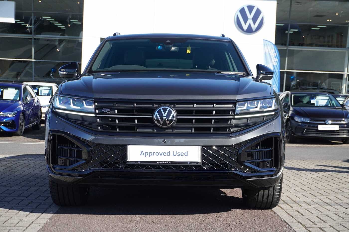 Volkswagen TOUAREG Black Edition V6 TSI 4Motion Tip 3.0 8 SPEED 5 door