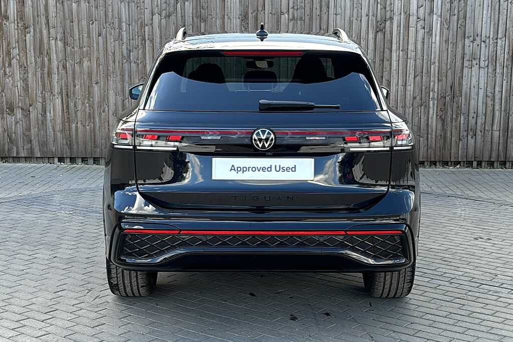 Volkswagen Tiguan 1.5 eTSI (150ps) R-Line DSG