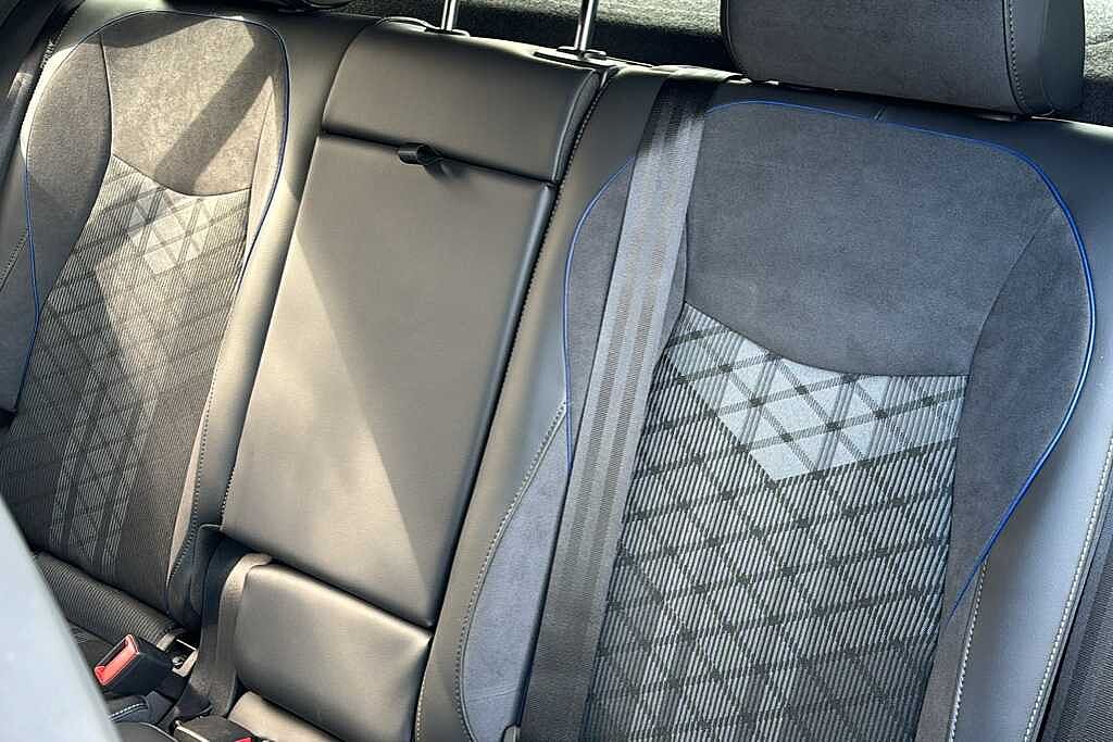 Volkswagen Tiguan 1.5 eTSI (150ps) R-Line DSG