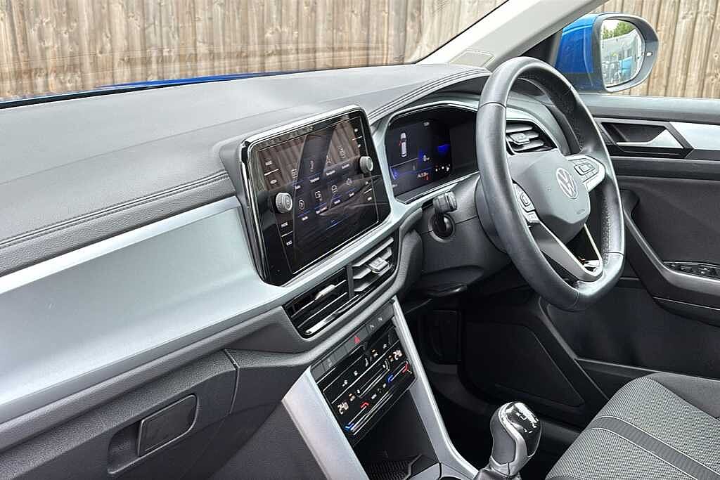 Volkswagen T-ROC Mark 1 Facelift (2022) 1.0 TSI Life 110PS