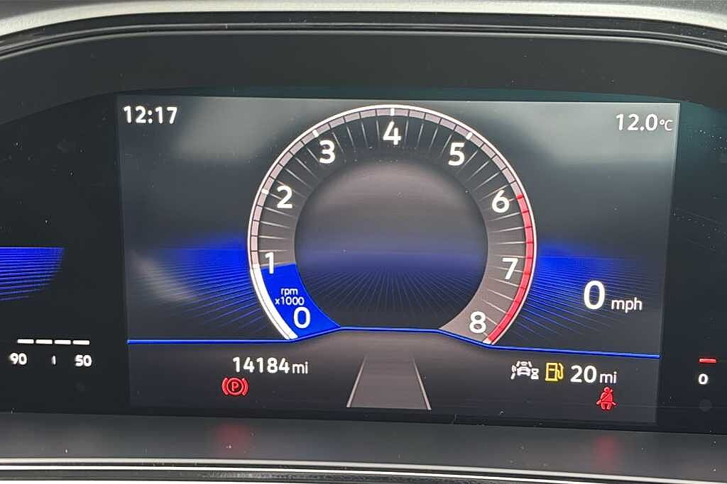 Volkswagen T-ROC Mark 1 Facelift (2022) 1.0 TSI Life 110PS