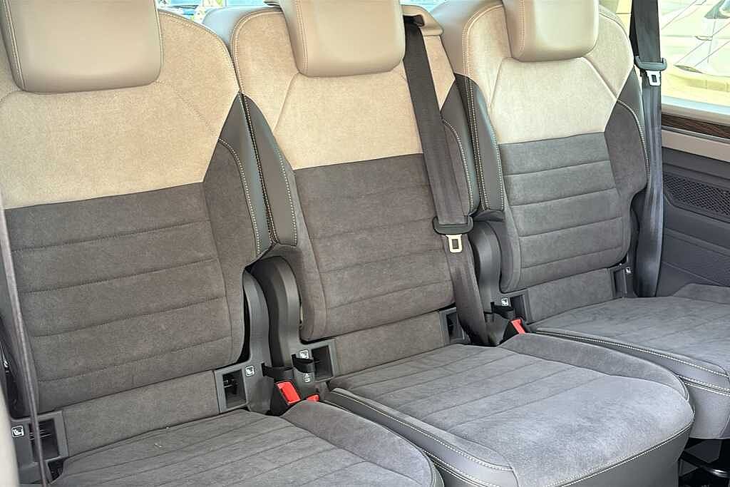 Volkswagen Multivan 2.0 TDI Style 5dr DSG