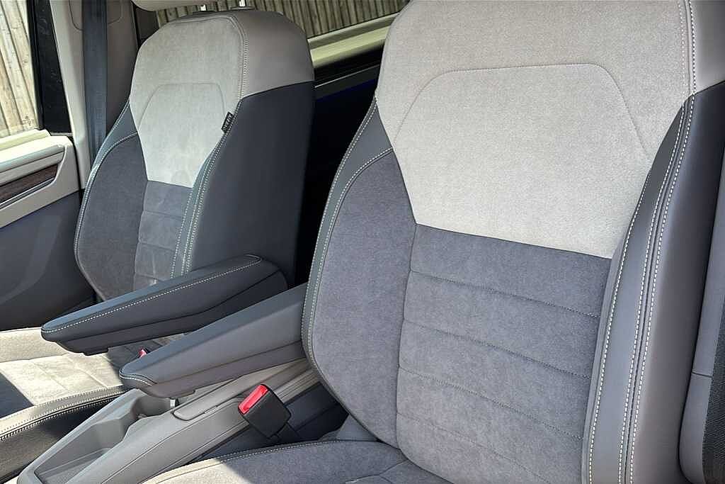 Volkswagen Multivan 2.0 TDI Style 5dr DSG