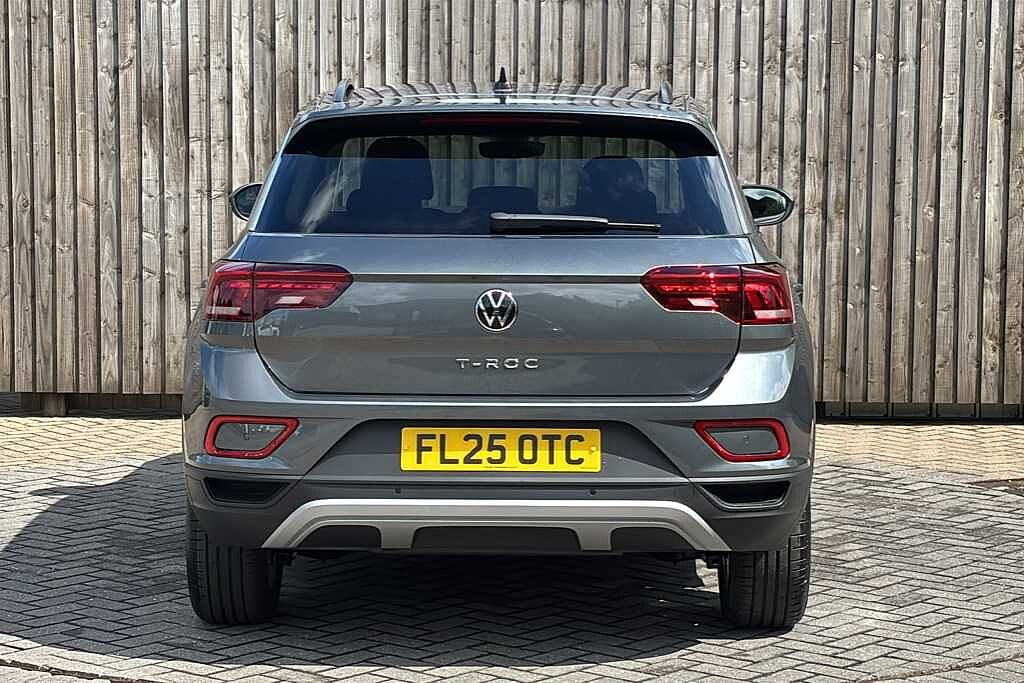 Volkswagen T-Roc 1.5 TSI Match 5dr