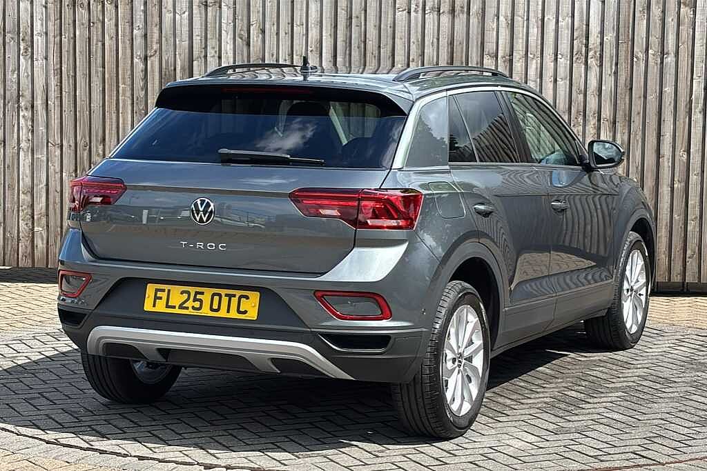 Volkswagen T-Roc 1.5 TSI Match 5dr