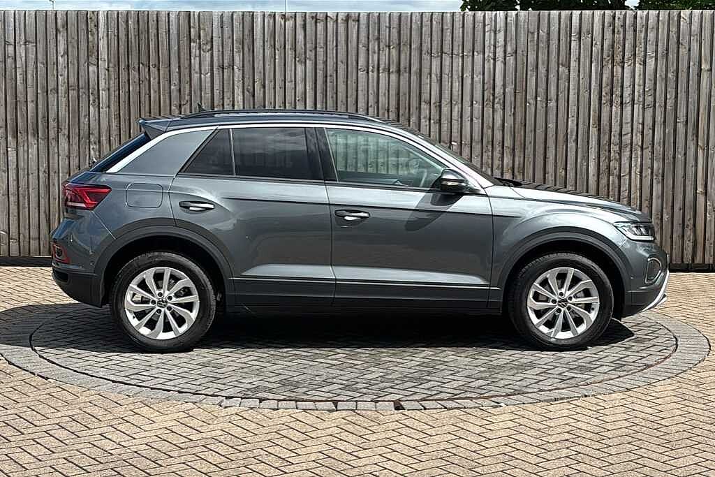 Volkswagen T-Roc 1.5 TSI Match 5dr