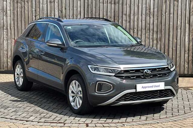 Volkswagen T-Roc 1.5 TSI Match 5dr