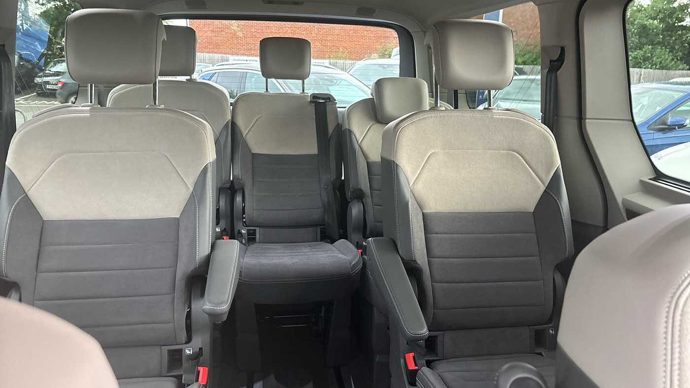 Volkswagen Multivan 2.0 TSI Style 5dr LWB DSG Petrol Estate