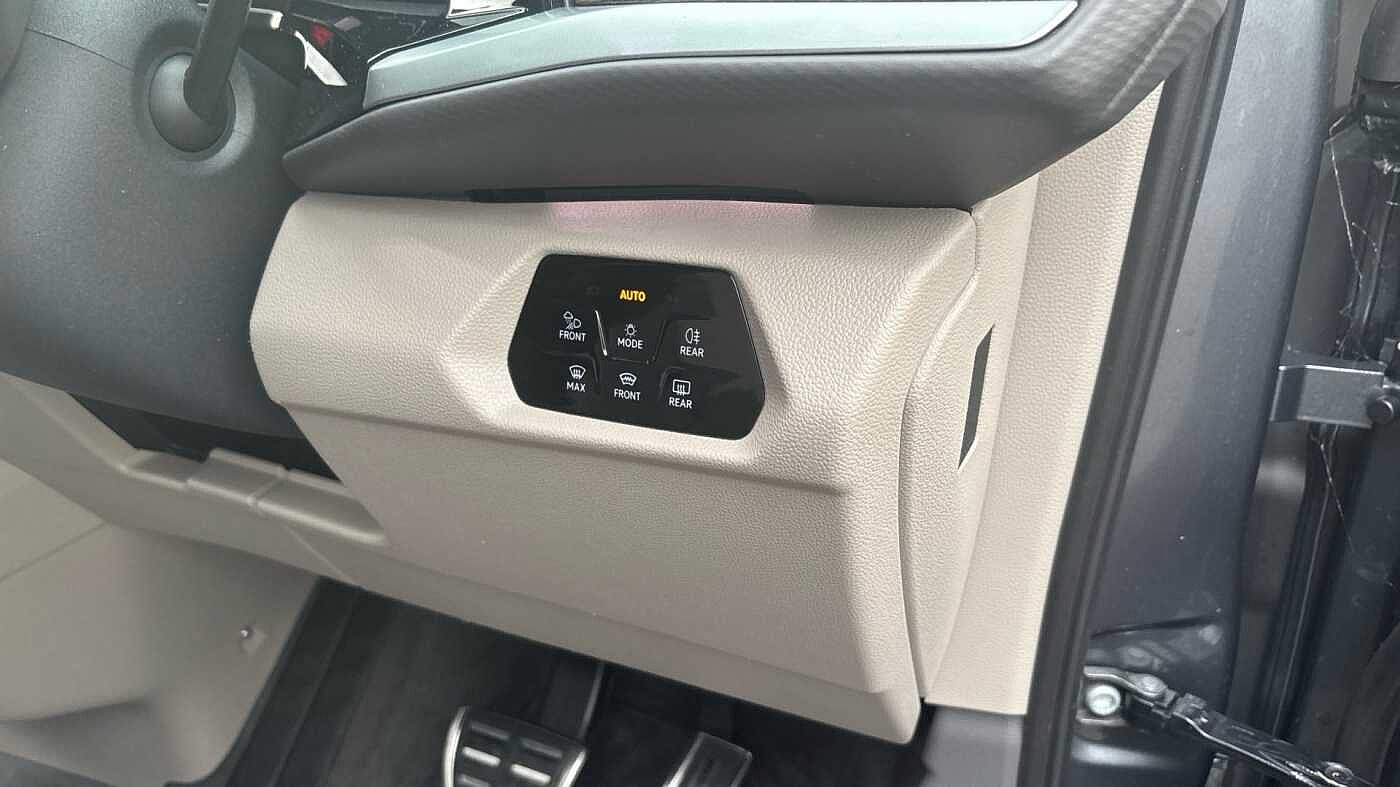 Volkswagen Multivan 2.0 TSI Style 5dr LWB DSG Petrol Estate